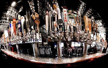 Croxley's Ale House & Biergarten Image