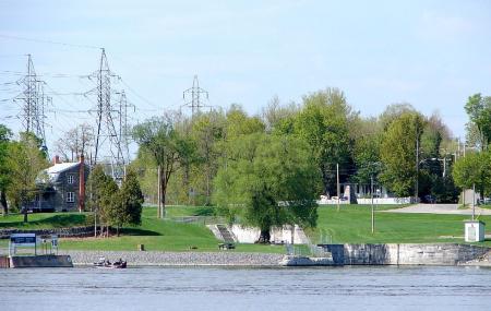 Carillon Canal National Historic Site Image