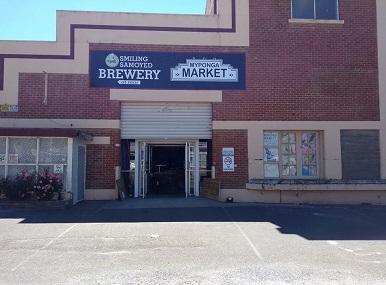 Smiling Samoyed Brewery Image