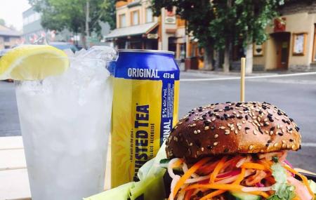 Eddie Burger Bar Image