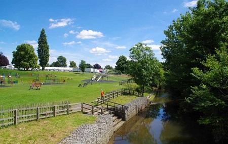 Admirals Park And Tower Gardens Image