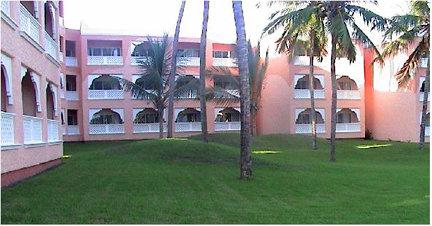 Club Sun N' Sand Beach Resort Image