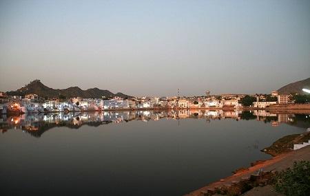 Pushkar Lake Image