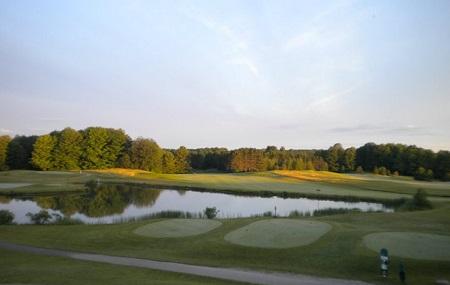 Mistwood Golf Course Image