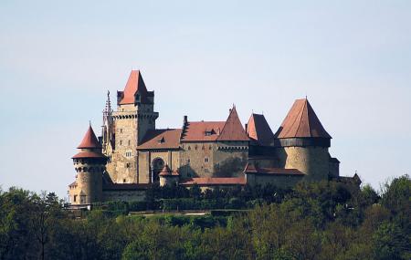 Kreuzenstein Castle Image