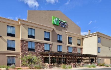 Holiday Inn Express & Suites Page - Lake Powell Area Image