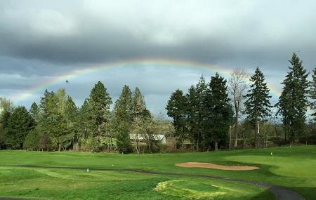 Diamond Woods Golf Course Image