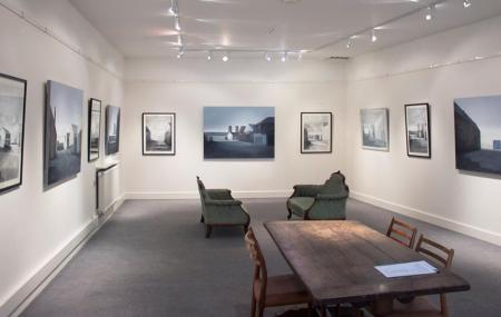 Mandell's Gallery Image