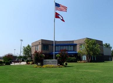 Clarksville Aquatic Center Image