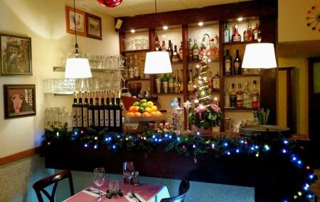 Salt & Pepper Restaurant Image