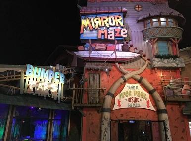 Island Mirror Maze Image