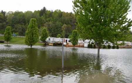 Bayview Family Campground And Marina Image