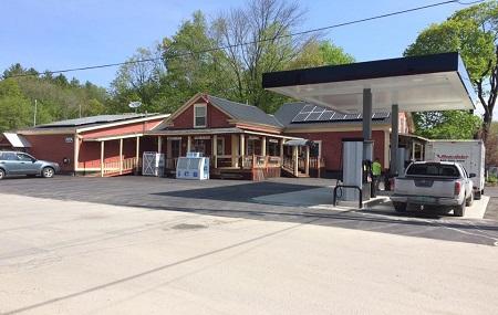 Village Grocery Image