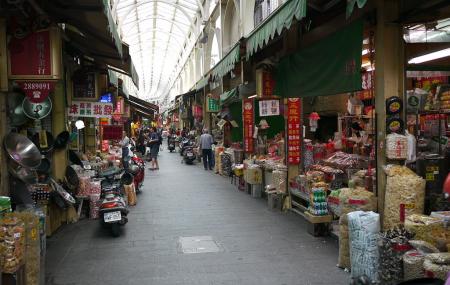 Sanfong Central Street Image
