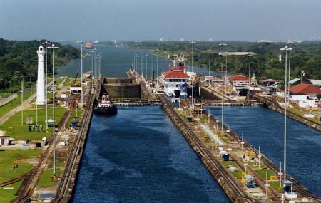 Gatun Locks Image