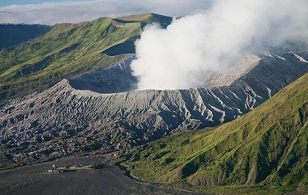 Puncak Tangga Kawah Gunung Bromo Sukapura Image