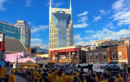 Rippy's Bar & Grill Image