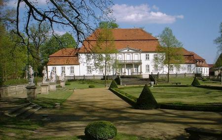 Kunstlerhaus Schloss Wiepersdorf Image