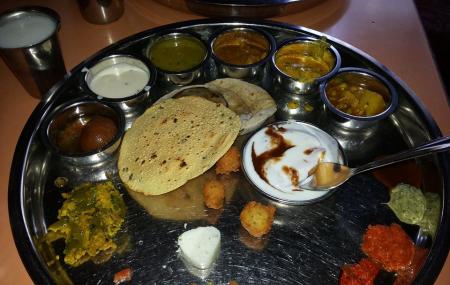 Panchavati Elite Inn Image