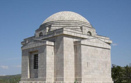 Mestrovic Mausoleum Image
