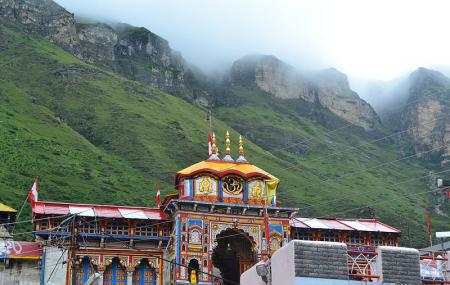 Badrinath Temple, Joshimath | Ticket Price | Timings | Address: TripHobo