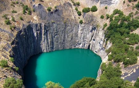 The Big Hole Kimberley Image