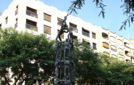 Monumento A Los Castellers Image