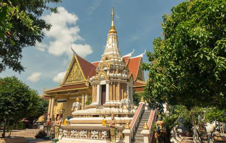 Wat Botum Park Image