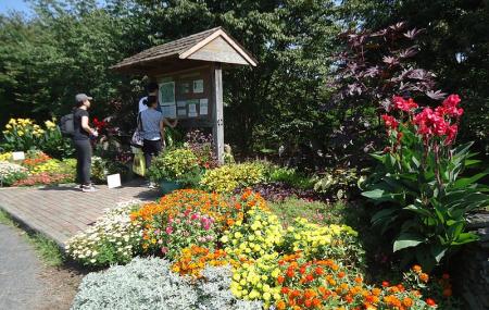 Rutgers Gardens Image