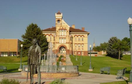 Peteetneet Academy & Museum Image