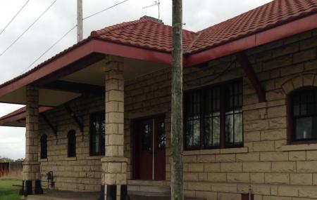 Waupaca Train Station Image