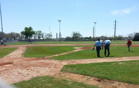 Harrisonville North Park Center Image