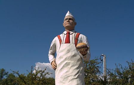 Hamburger Charlie Nagreen Statue Image