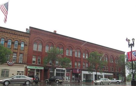 Market Square Historic District Image