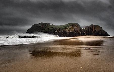 Castle Beach Image