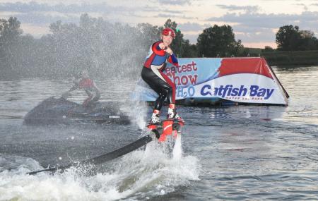 Catfish Bays - Greatest Show On H2o Image