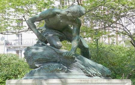 Square Maurice Gardette Image