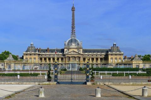 15 Day Trip to Paris from St Louis