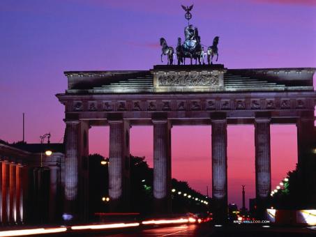 8 Day Trip to Berlin from Kuwait City