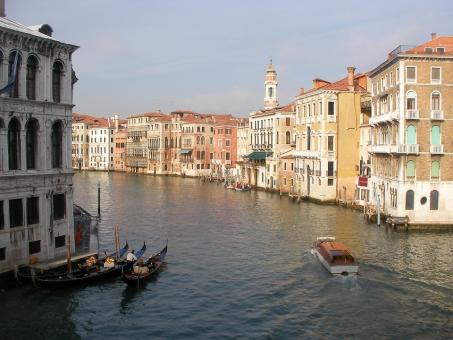 18 Day Trip to Rome, Venice, Florence, Siena, Sorrento, San gimignano, Cinque terre from Surrey