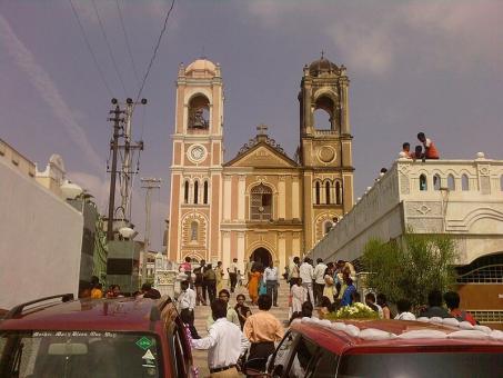 2 days Trip to Hyderabad, Ramoji film city from Vijayawada