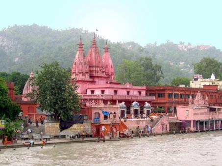 5 Day Trip to Rishikesh, Dehradun, Haridwar, Mussoorie, Srinagar from Delhi