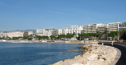 10 Day Trip to Cannes, Nice, Saint-tropez, Antibes, Vence, Monaco-ville from Rochdale