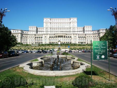 5 Day Trip to Bucharest from Dundas