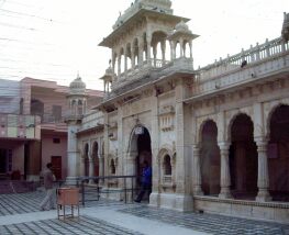 4 Day Trip to Bikaner from Albany