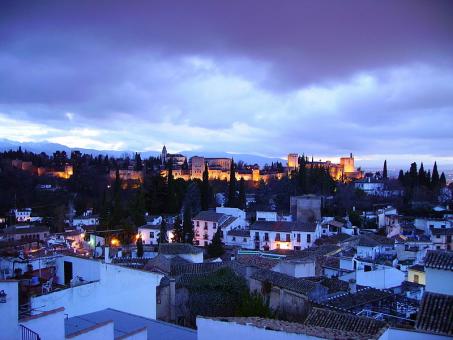 4 Day Trip to Granada from Harlesden