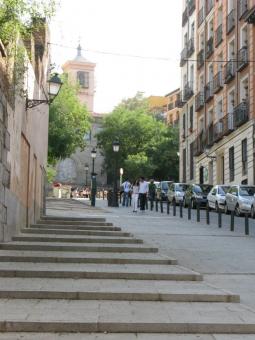 21 Day Trip to Barcelona, Granada, Madrid from Barcelona