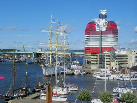 4 Day Trip to Gothenburg from Erie