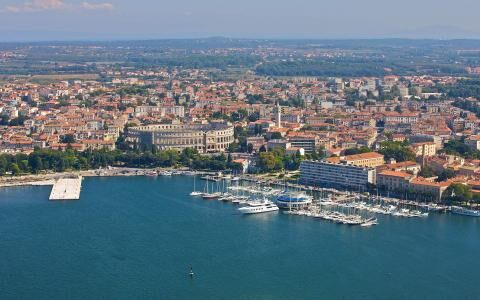 4 Day Trip to Pula from Epsom