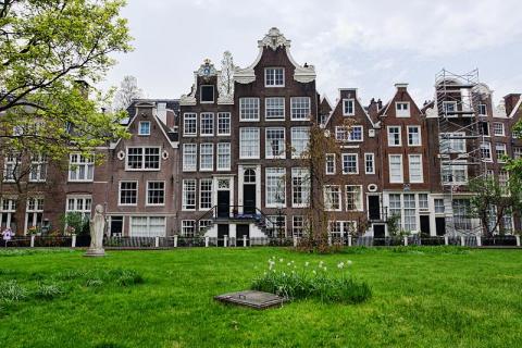 11 Day Trip to Amsterdam, Rotterdam, Maastricht, Giethoorn, Delft from Taipei